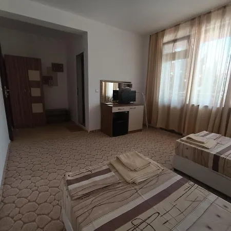 Нептун Гостевой дом *